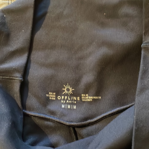 Two pairs of Aerie Off Line Leggings - Picture 3 of 4